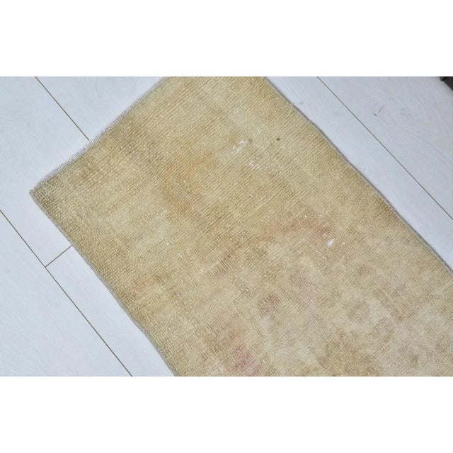 Small Turkish Handmade Wool Rug, 1960s For Sale - Image 4 of 6