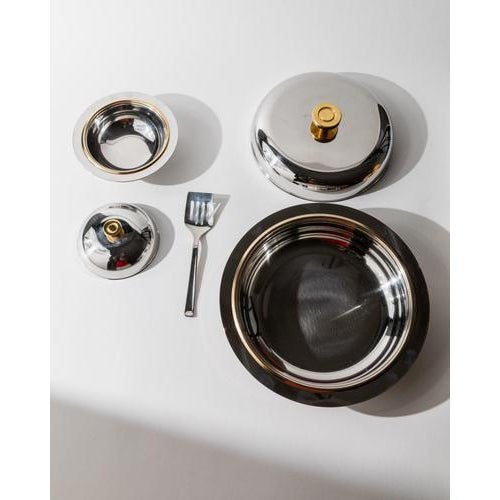 Vintage Stainless Steel Salad Bowls with Lids, 1980s, Set of 2 For Sale - Image 4 of 11