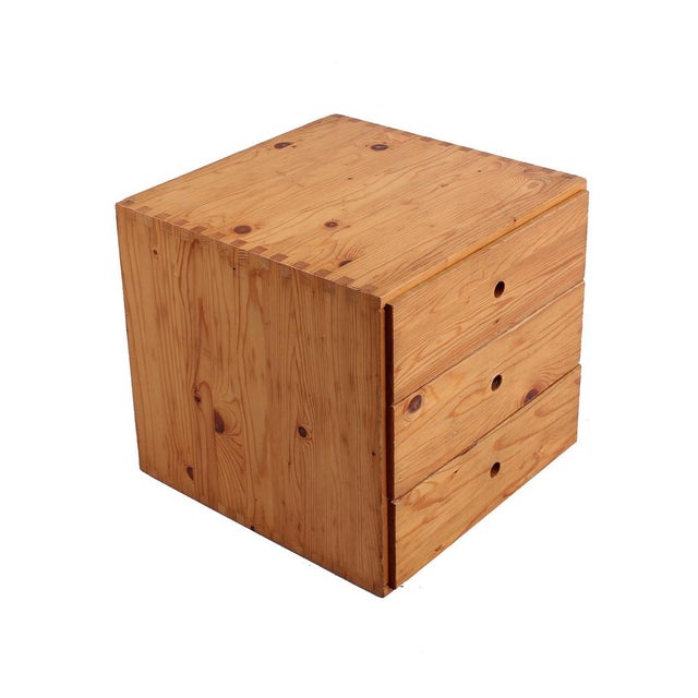 Square Record Cabinet in Pine by Ate Van Apeldoorn for Houtwerk Hattem, 1960s For Sale - Image 11 of 11