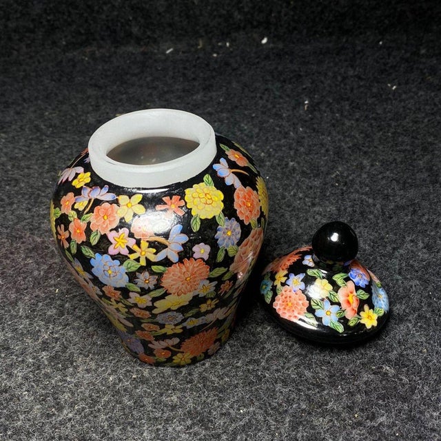 Glass Hand Painted Liuli Glass Lidded General Jar, Black Ground Multi-Colored Floral Pattern, Chinoiserie Ginger Jar For Sale - Image 7 of 9