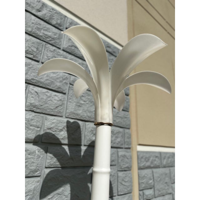 1980s Glamorous Hollywood Regency White Palm Tree Floor Lamp in the Style of Dario Bartolini For Sale - Image 11 of 15