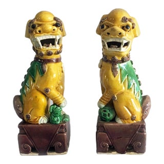 1920s Chinese Export Yellow Foo Dogs - a Pair For Sale