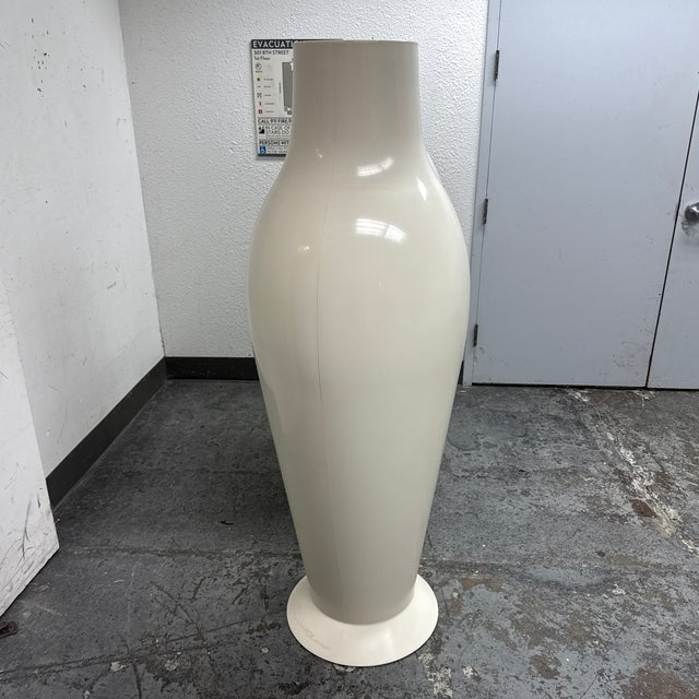 Philippe Starck for Kartell Misses Flower Power Vases, Pair For Sale In San Francisco - Image 6 of 12