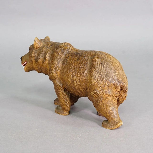 Rustic European Large Vintage Wooden Strolling Bear Handcarved Ca. 1930s, Brienz For Sale - Image 3 of 9