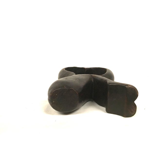 Lovers Embrace Valentine Sculpture For Sale - Image 9 of 12