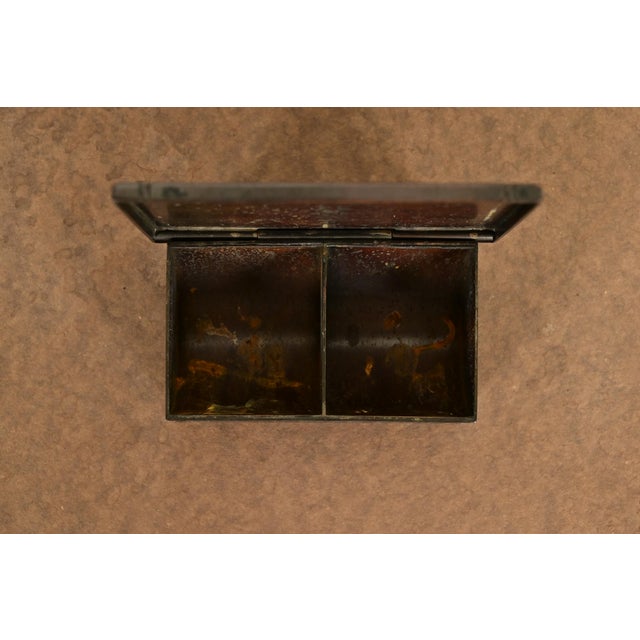 Roycroft Arts & Crafts Hammered Copper Quatrefoil Stamp Box For Sale In South Bend - Image 6 of 12