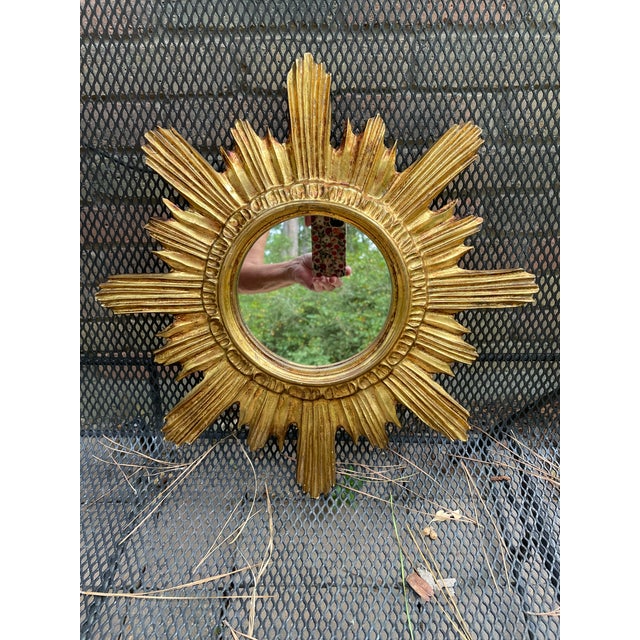 1960s Mid Century Italian Giltwood Sunburst Wall Mirror For Sale - Image 15 of 17