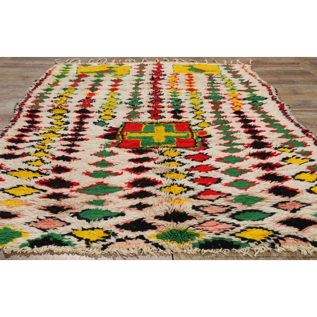 Beige Colorful Vintage Moroccan Azilal Rug - 05'04 X 08'07 For Sale - Image 8 of 9