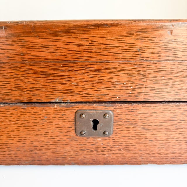 Arts & Crafts 1920's Craftsman Style Plein-Air-Artist's Wooden Removable Storage For Sale - Image 3 of 10