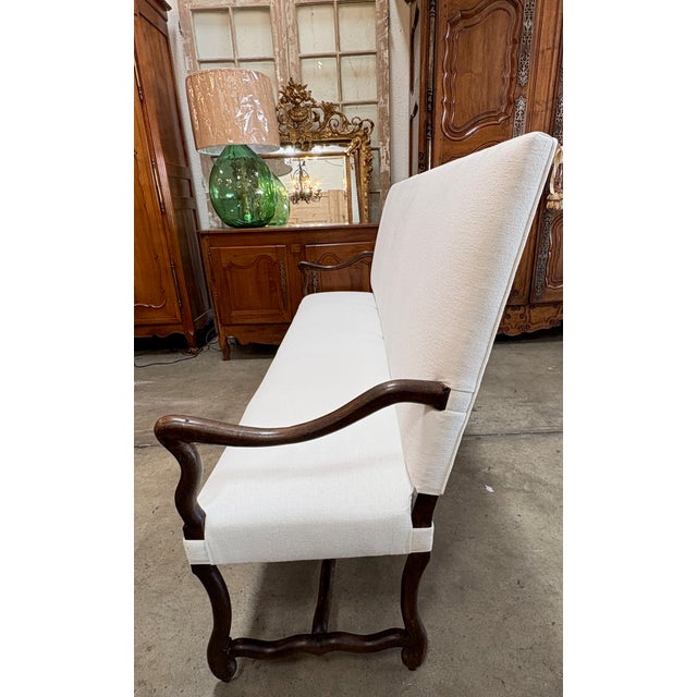 Early 20th Century Louis XIV Style French Walnut Os De Mouton Sofa For Sale In San Diego - Image 6 of 11