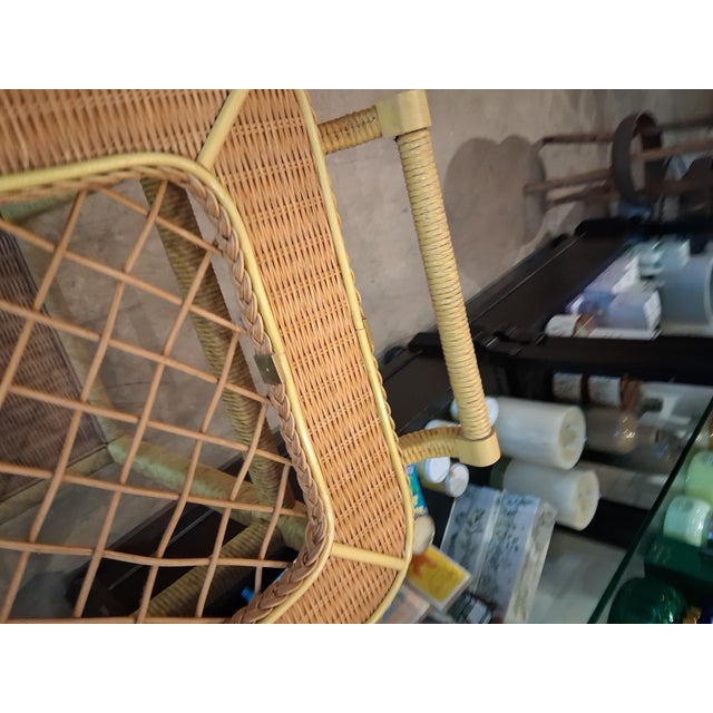 Traditional Antique American Bar Harbor Wicker Tea Cart, Attributed to Heywood-Wakefield, Circa 1910–1925 For Sale - Image 3 of 7