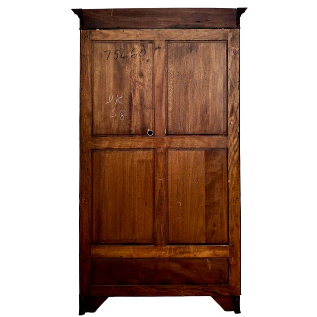 Early 20th Century Irish Flame Mahogany Bow Front Armoire in the Style of Robert Strahan & Co. For Sale - Image 13 of 13