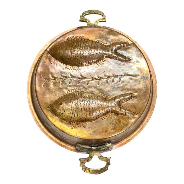 Vintage Rustic Hammered Copper Fish Mold Pan For Sale