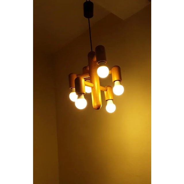 Vintage German 6-Flame Ceiling Lamp with Pine Wood Frame from Waldi, 1980s For Sale - Image 6 of 9