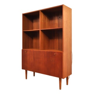 Vintage Danish Medium Highboard in Teak, 1960s For Sale