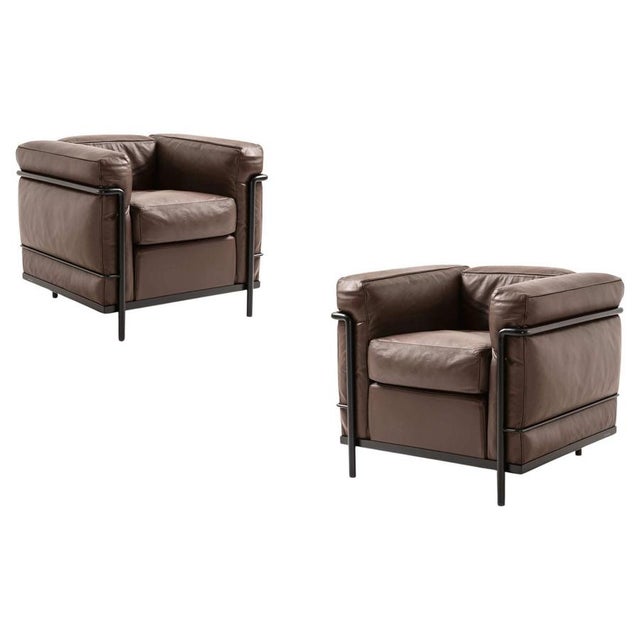 Brown Grand Confort Chairs by Le Corbusier, Set of 2 For Sale - Image 8 of 8