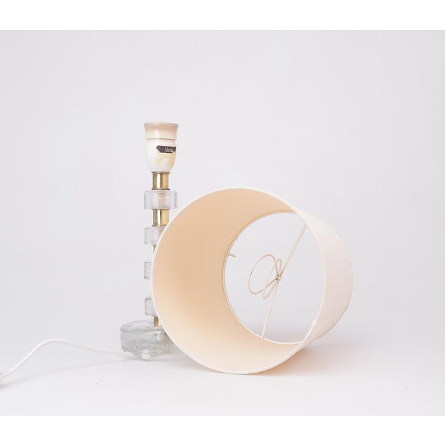 Crystal and Brass Table Lamp by Orrefors for Vitrika, 1960s For Sale - Image 6 of 12
