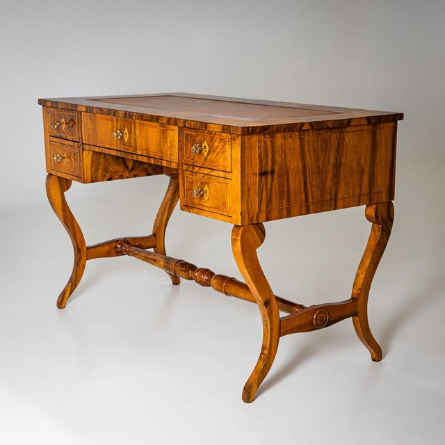 Biedermeier Writing Desk in Walnut, 1830s For Sale - Image 4 of 12