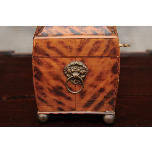 Brown English Victorian 1870s Tea Caddy with Faux Painted Tortoise Finish and Brass For Sale - Image 8 of 10