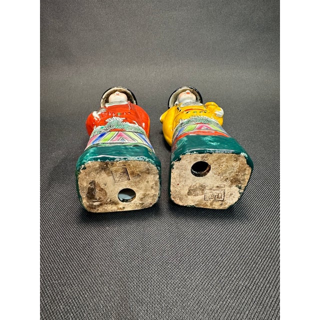 1940s Vintage 1940's Chinese Qing Dynasty Porcelain Figurines- Set of 2 For Sale - Image 5 of 6