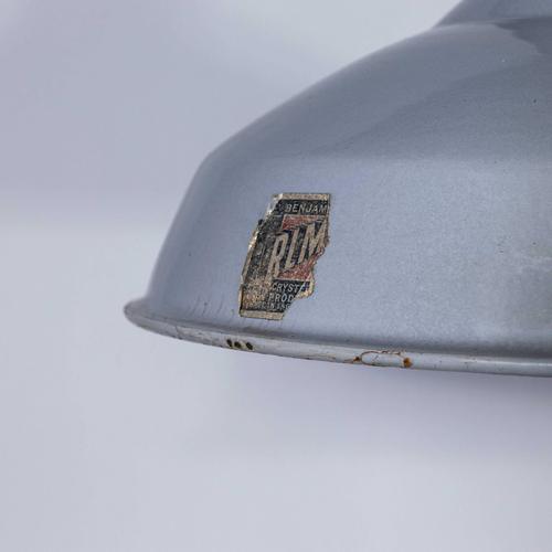 : 1950’s industrial benjamin enamelled grey pendant lamps (model 4) – 14 inch. Benjamin was arguably the market leader in...