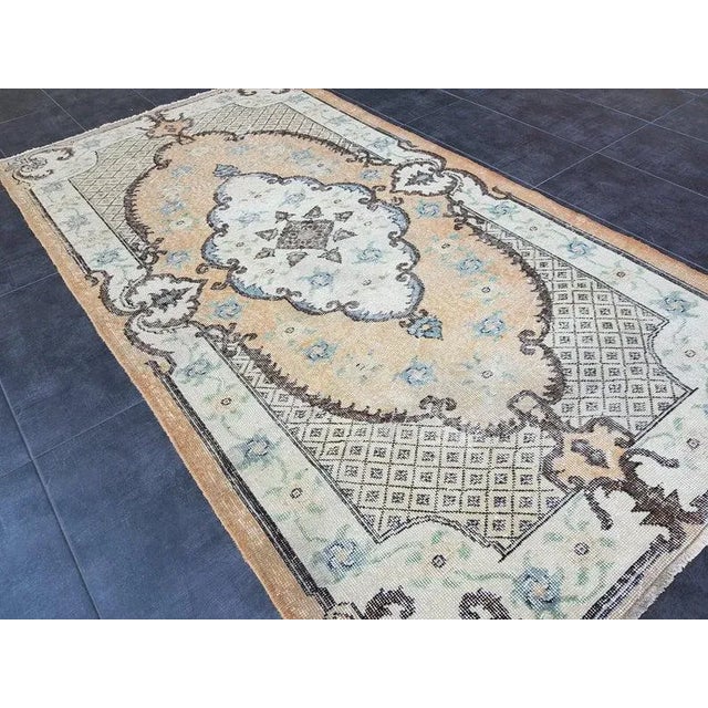 1960s Vintage Handmade Anatolian Rug- 4′1″ × 7′6″ For Sale - Image 10 of 11