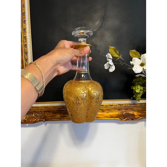 1930s Prohibition-Era 22k Gold Decanter & Glasses Set by Paden City- 7 Pieces For Sale - Image 4 of 11