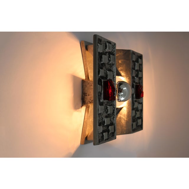 Brutalist Wall Lamps in Aluminum and Red Crackled Glass, 1960s, Set of 3 For Sale - Image 4 of 8