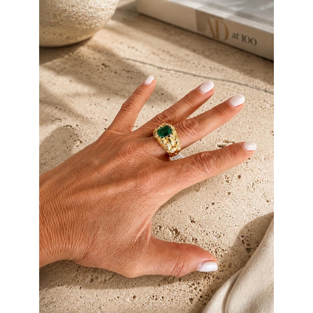 Vintage Etruscan-Style 18K Gold Emerald and Diamond Ring For Sale - Image 13 of 13