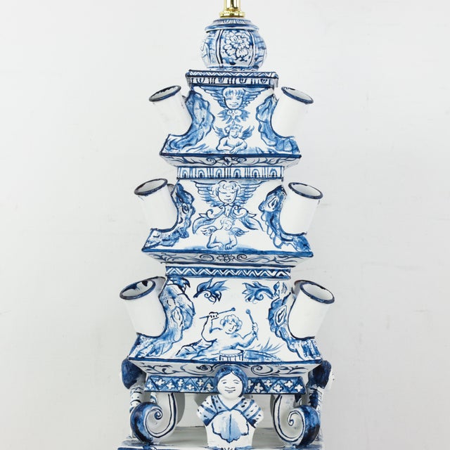 Pair of Vintage Dutch Style Blue and White Hand Painted Pagoda Metal Table Lamps With Cherub and Floral Motif For Sale - Image 10 of 13