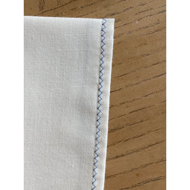 Vintage Ivory Linen Dinner Napkins With Lily Embroidery Blue ZigZag Stitch Finish - Set of 4 For Sale In Jacksonville, FL - Image 6 of 9
