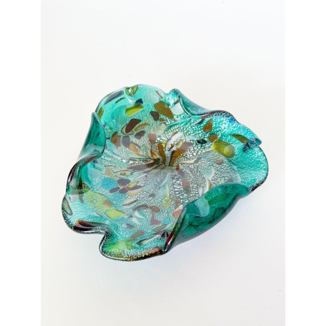 1950s 1950s Mid Century Modernist Italian Multicolor Confetti Murano Style Art Glass Freeform Decorative Bowl For Sale - Image 5 of 12