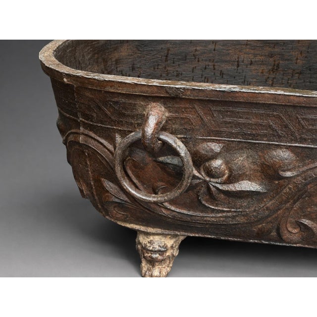 Chinese 19th Century Chinese Cast Iron Bath Tub or Substantial Jardinière #2 For Sale - Image 3 of 18