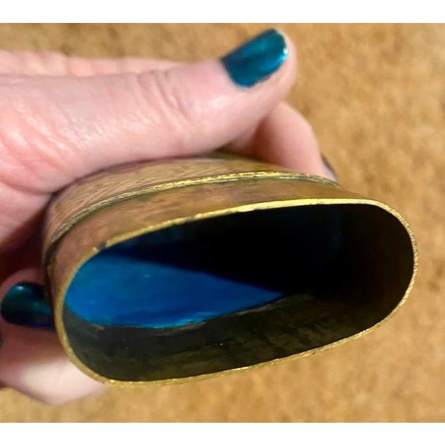 Early 1900s Antique Chinese Cloisonne Snuff Box For Sale - Image 9 of 11