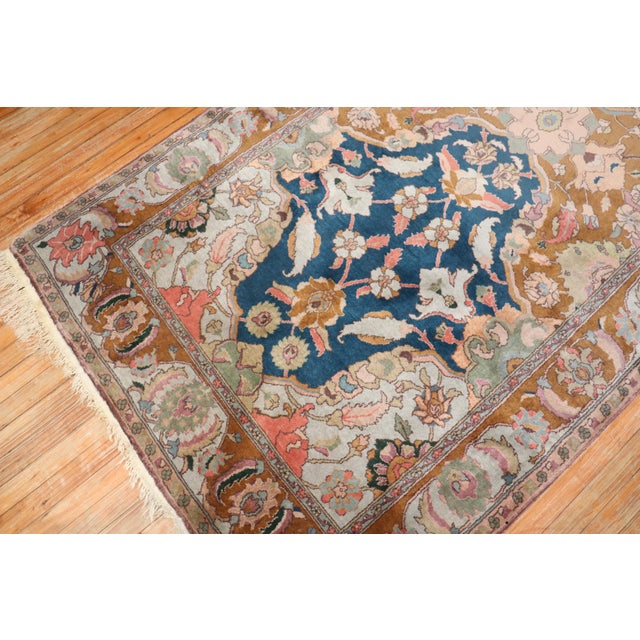 Early 20th Century Vintage Indian Lahore Small Gallery Rug - 4'6" x 9'11" For Sale - Image 5 of 10