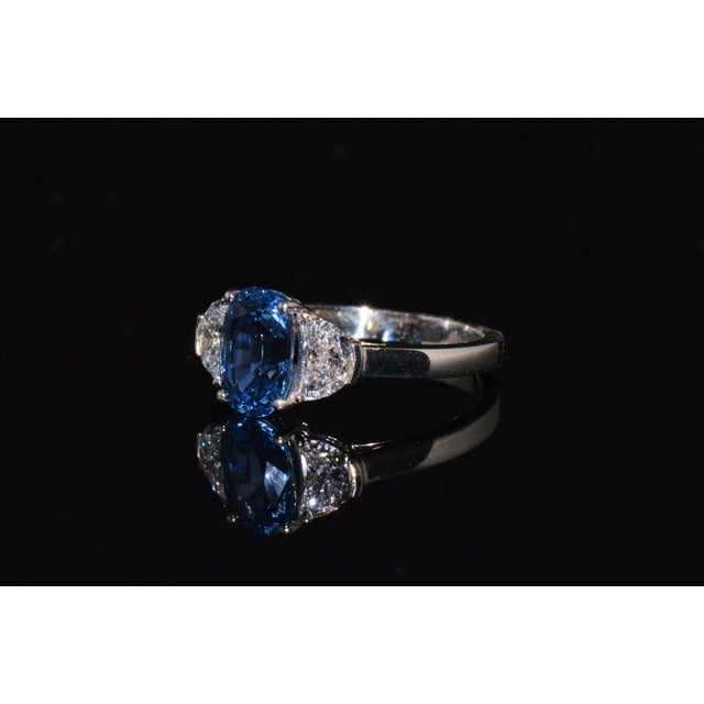 Boho Chic Gia Certified Natural 2.66cts if D Diamond Cornflower Blue Sapphire 950 Platinum 3 Stone Ring, Size 6 For Sale - Image 3 of 14