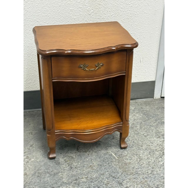 Mid 20th Century American Drew Night Stand For Sale In San Francisco - Image 6 of 12