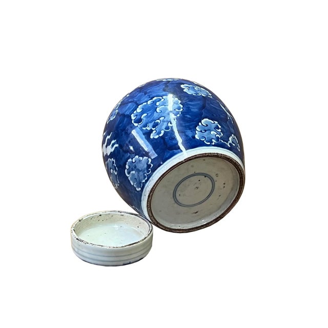 Chinese Hand-Paint Dragon Cloud Blue White Porcelain Ginger Jar For Sale - Image 4 of 5