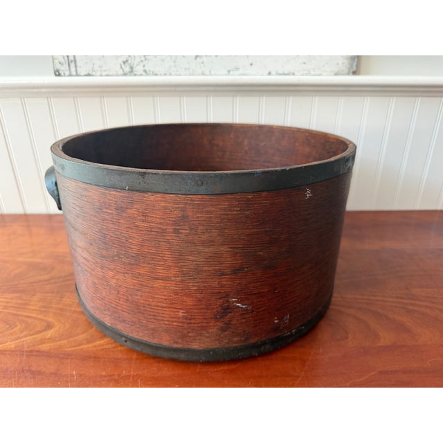 Large Antique New England Wooden Dry Measure by Daniel Cragin, Wilton, New Hampshire – Primitive Grain Measure With Forged Iron Handles For Sale - Image 11 of 16