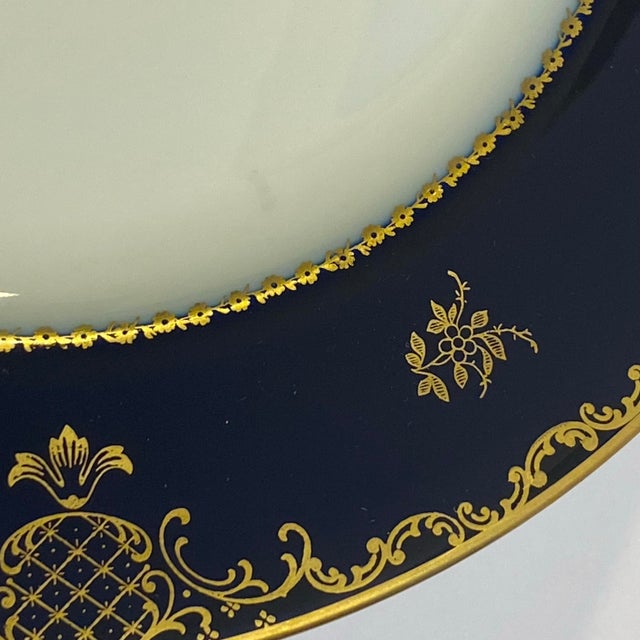 Rosenthal Vintage 1970s–1980s Rosenthal Continental “Charlemagne” Cobalt & Gilt Dinner Plates – Set of 7 For Sale - Image 4 of 8
