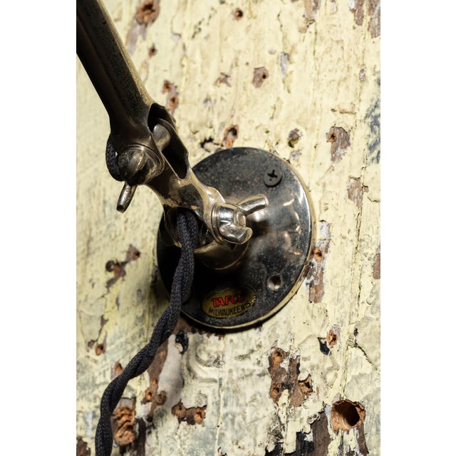Early 20th Century 1920s Tafco Articulated Wall Lamp With Emeralite Shade For Sale - Image 5 of 10