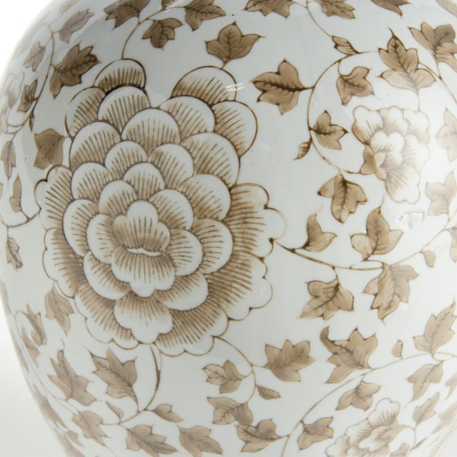 Kenneth Ludwig Chicago Province Lotus Bottle Vase For Sale - Image 4 of 5
