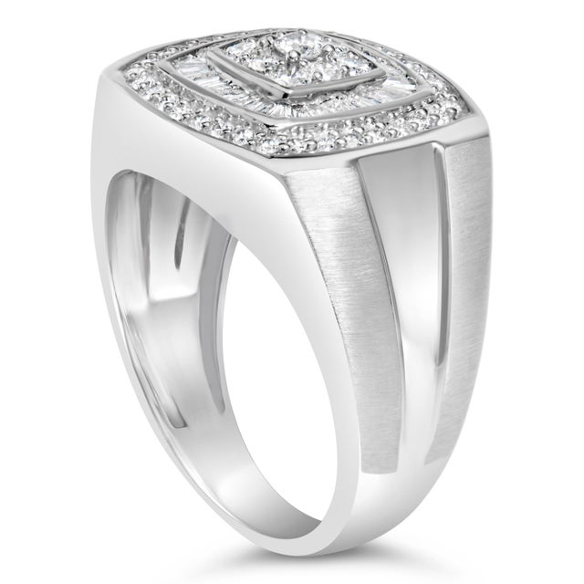 Haus of Brilliance 14K White Gold Men's Diamond Band Ring (1 cttw, H-I Color, SI1-SI2 Clarity) For Sale - Image 4 of 6
