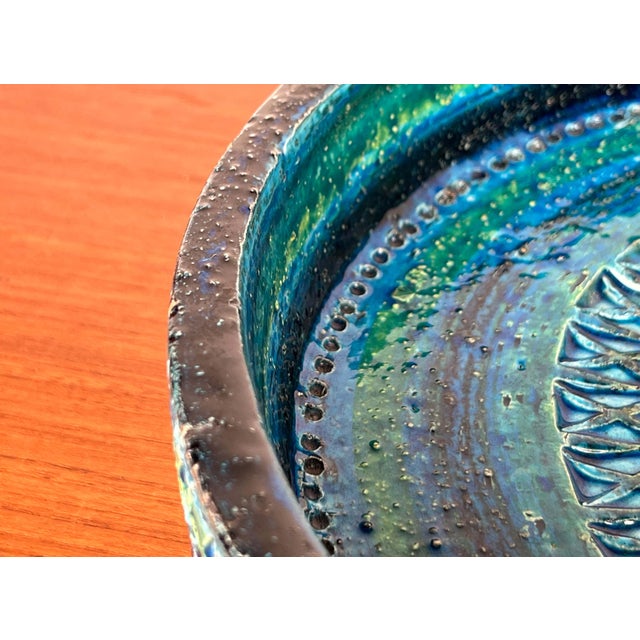 Blue Large Mid-Century Modern Rimini Blu Pottery Bowl by Aldo Londi for Bitossi, Italy, 1960s For Sale - Image 8 of 18