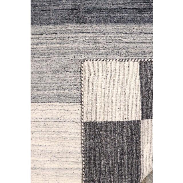 Pasargad Home Gramercy Ivory Area Rug, 5' 0'' X 8' 0'' For Sale - Image 4 of 6