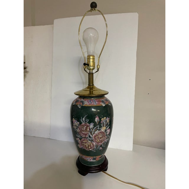 Chinoiserie Vintage Chinoiserie Floral Green Table Lamp For Sale - Image 3 of 8