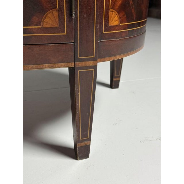 American Mahogany Display Case, 1920-1940 For Sale - Image 9 of 18