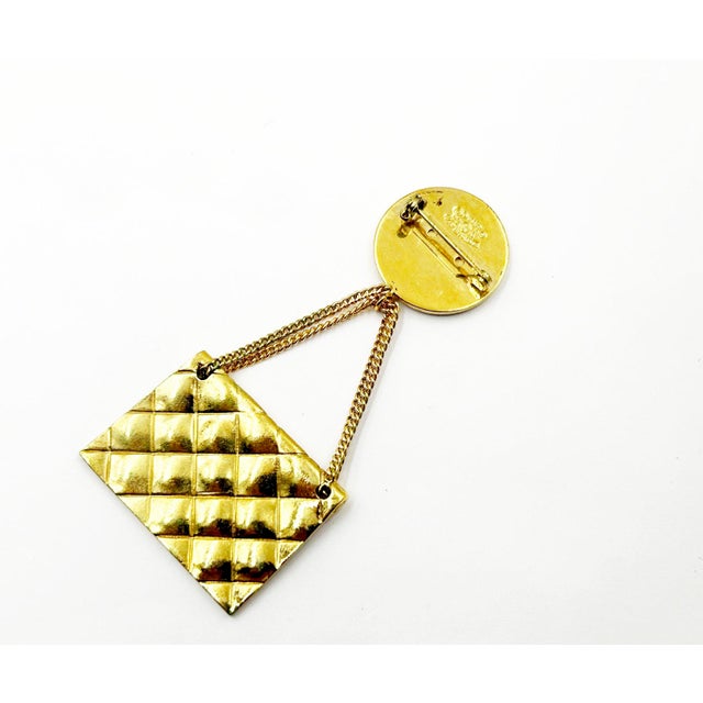 Contemporary Vintage Chanel Gold Plated Coin Handbag Brooch For Sale - Image 3 of 4