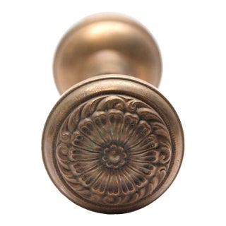 Antique 1900s Bronze Lockwood Radial Door Knobs For Sale