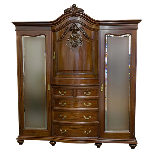 Antique Victorian Mahogany Wardrobe For Sale